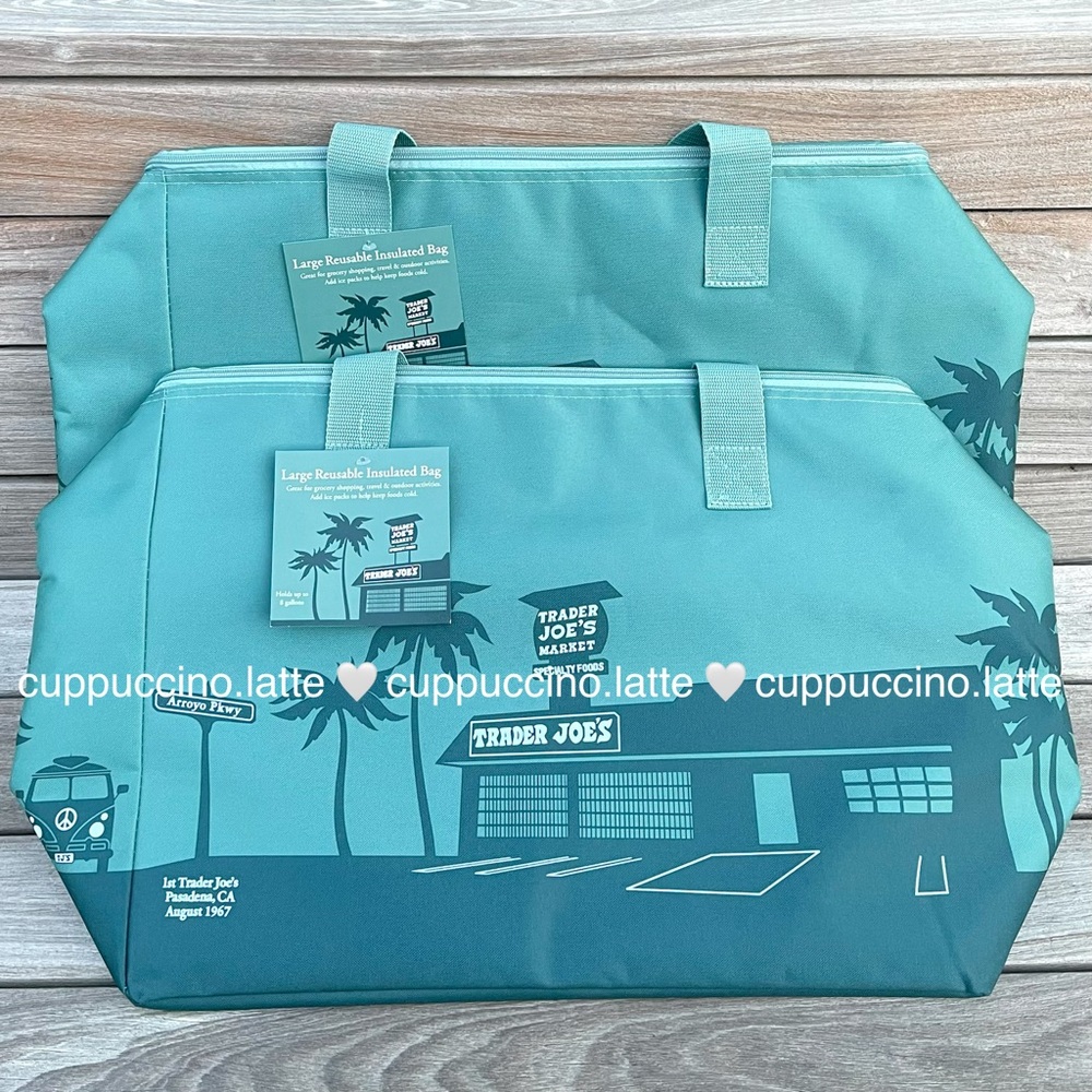 ✨2 NWT✨Trader Joe’s 2026 Dusty Blue Seafoam Reusable Insulted Cooler Bags
